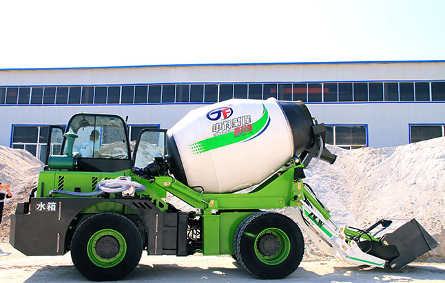 <b>為什么自上料混凝土攪拌罐車需要保養(yǎng)？</b>